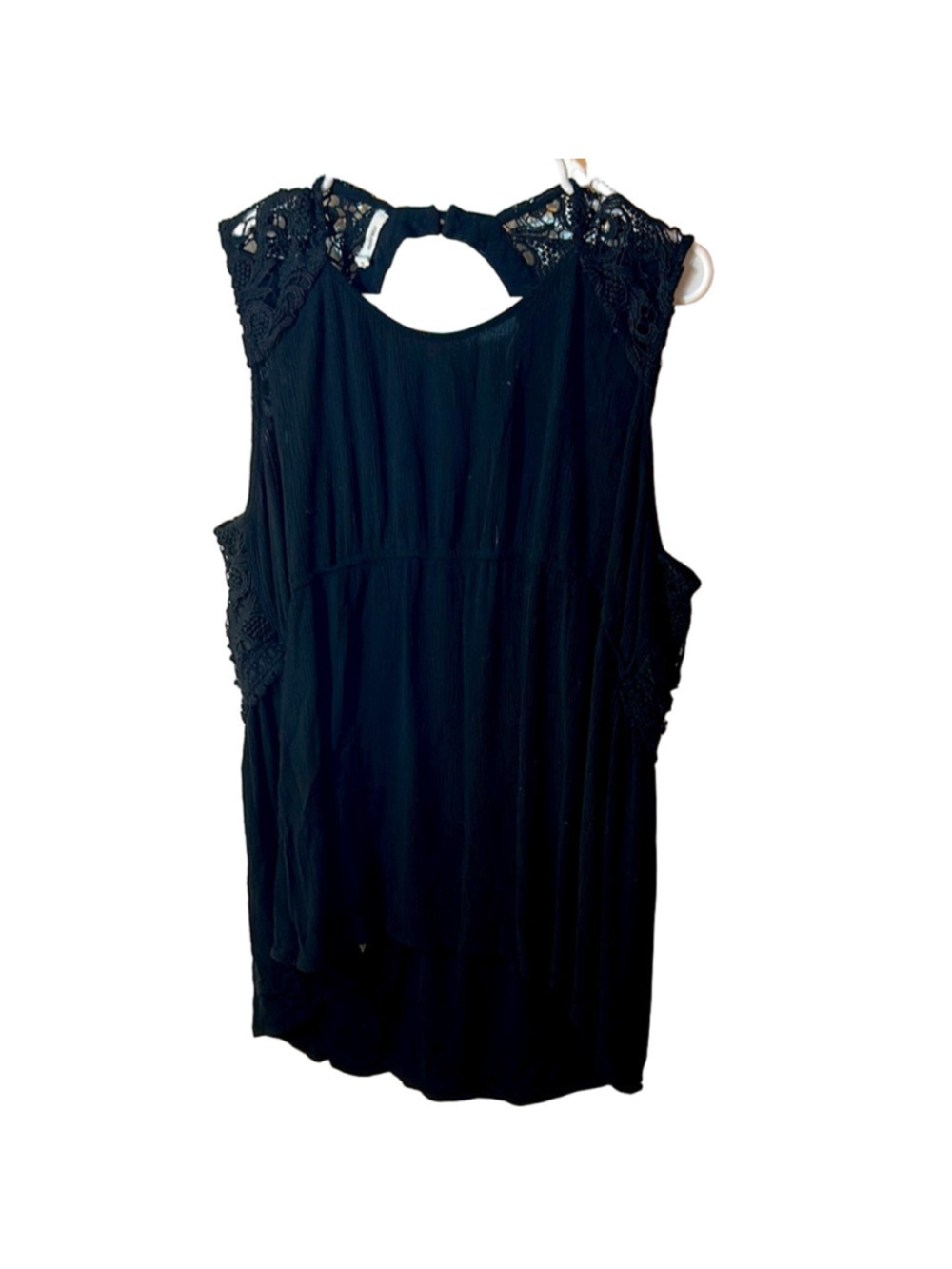 Maurices embroidered black sleeveless top with keyhole back 2X